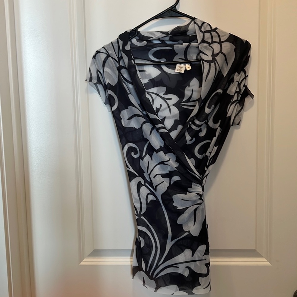 Top by sweet pea- it’s a symmetrical, it’s unique and it’s just so smart!!